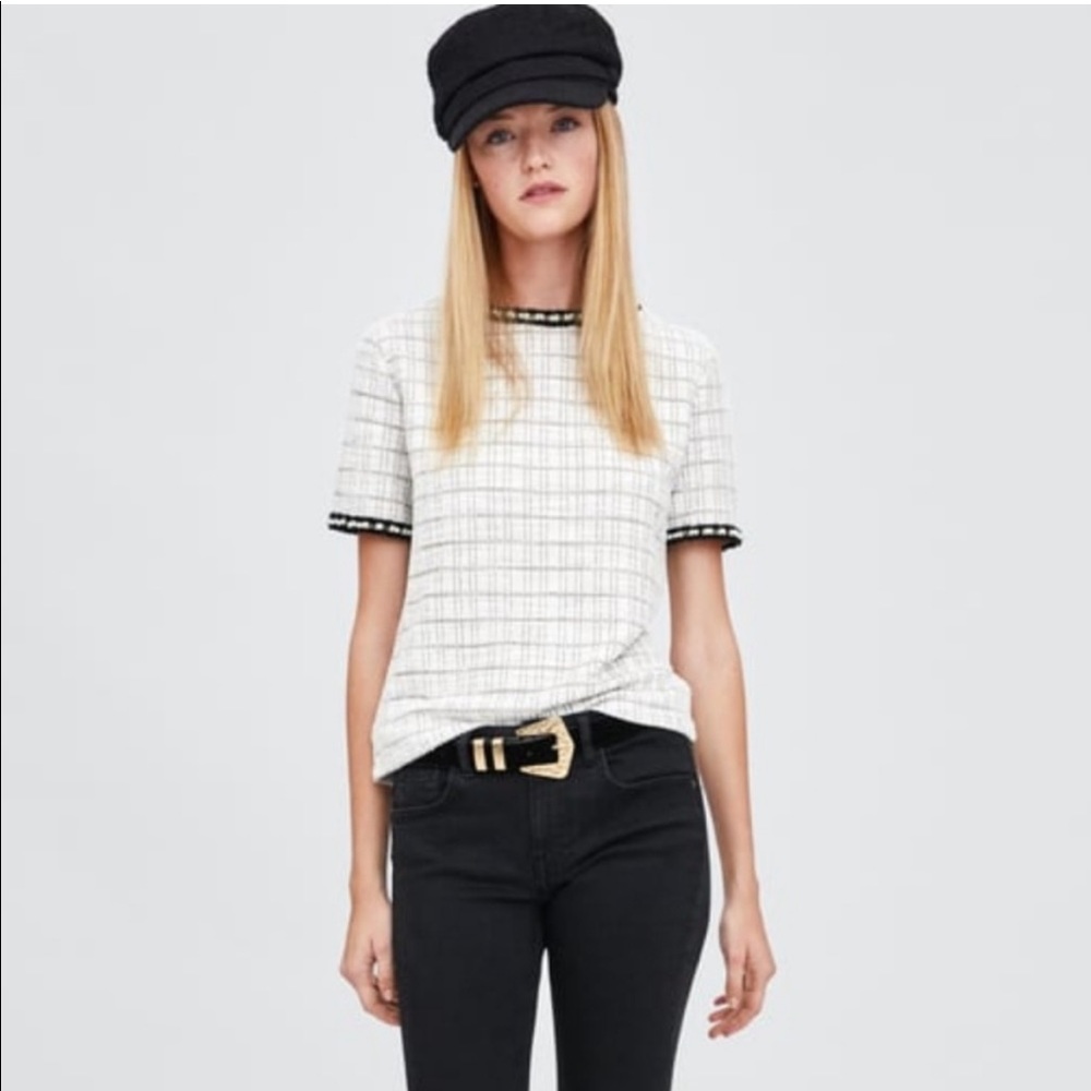 Zara Trafaluc pearl lined tweed grid pattern tshirt   Size small